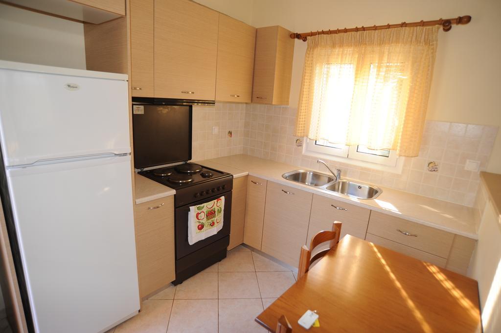 Elizabeth Apartments Frinion ภายนอก รูปภาพ